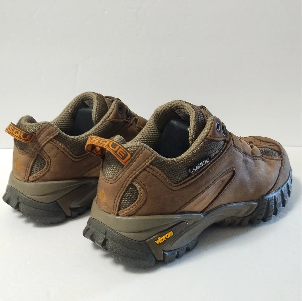 Vasque Mantra 2.0 Gore-Tex Outdoor Hiking Walking Shoe Women’s 8.5M
